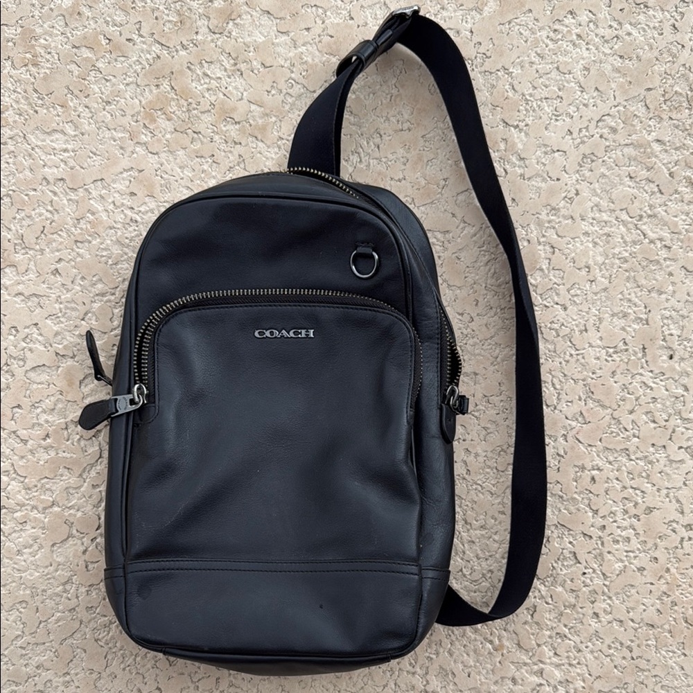 Coach Black Belt Bag with Sleek Minimalist Design